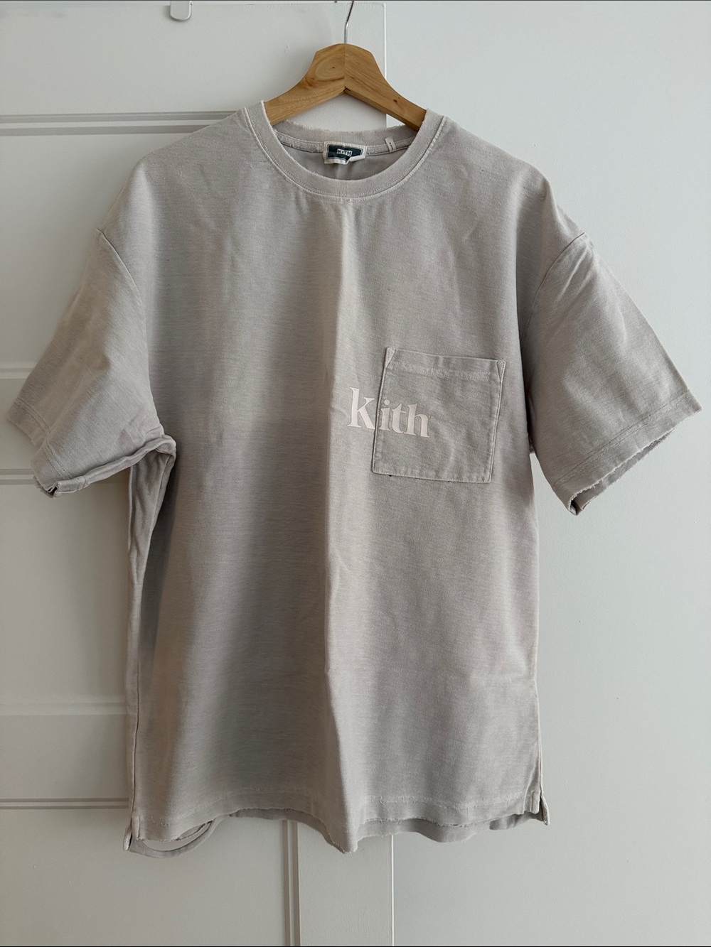 Kith Quinn Distressed Short-Sleeve Pocket Tee in Light Taupe Gray